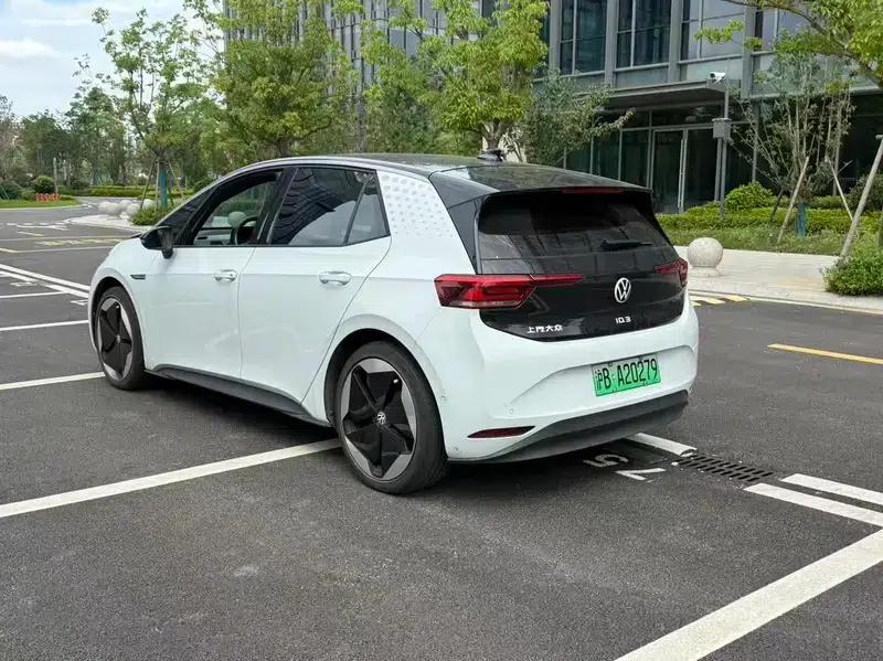 Volkswagen ID.3 2021 PRO Intelligent Edition — миниатюра 4