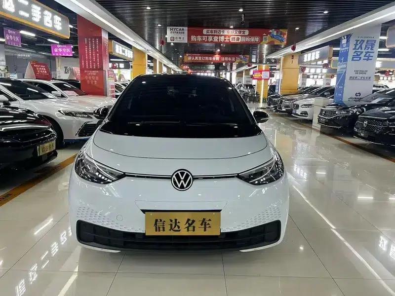 Volkswagen ID.3 2023 Pure Smart Edition — миниатюра 2