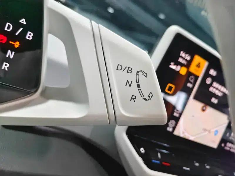 Volkswagen ID.3 2023 Upgraded Pure Smart Edition — миниатюра 10