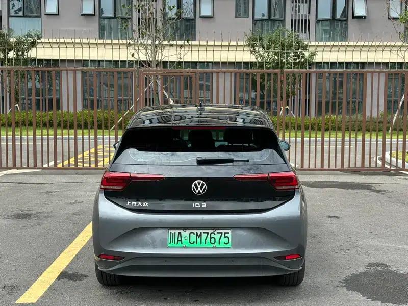Volkswagen ID.3 2024 Outstanding Edition — миниатюра 6