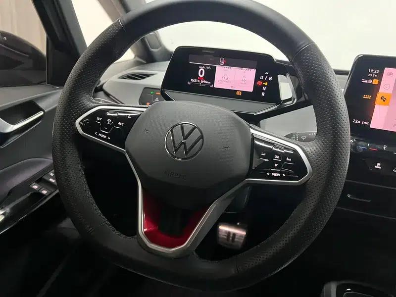 Volkswagen ID.3 2023 Upgraded Pure Smart Edition — миниатюра 16