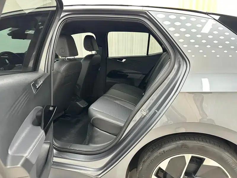 Volkswagen ID.3 2023 Upgraded Pure Smart Edition — миниатюра 18
