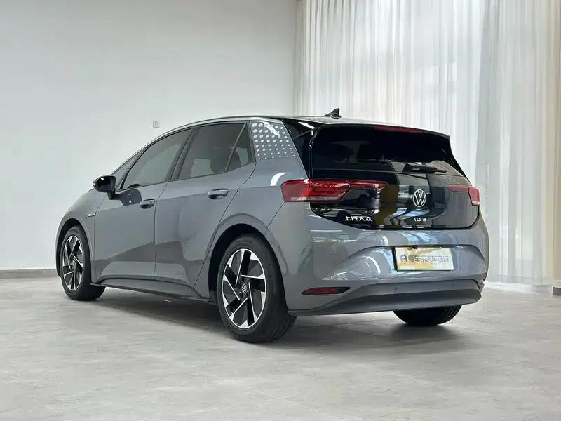 Volkswagen ID.3 2023 Upgraded Pure Smart Edition — миниатюра 5