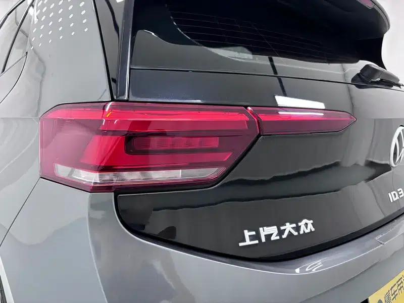 Volkswagen ID.3 2022 Intelligent Edition — миниатюра 13