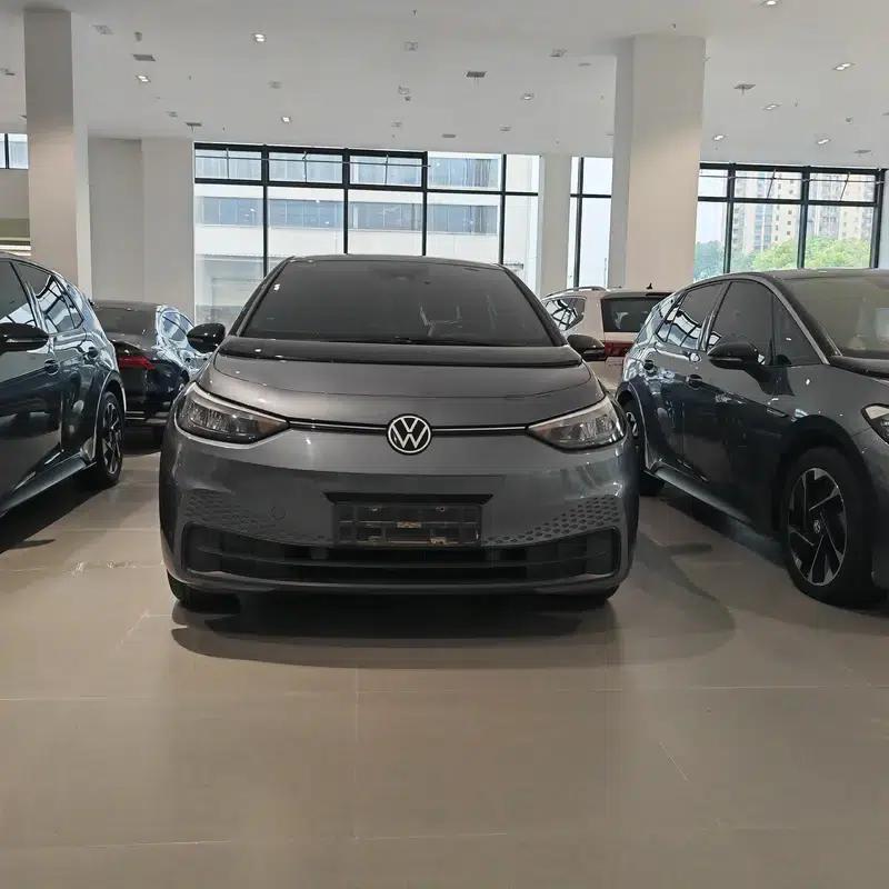 Volkswagen ID.3 2023 Pure Smart Edition — миниатюра 2