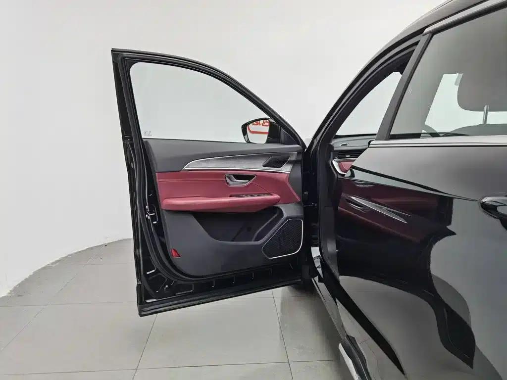 Jetour X70 PLUS 2024 Champion Edition 1.5T Manual Champion 5-Seater — миниатюра 8