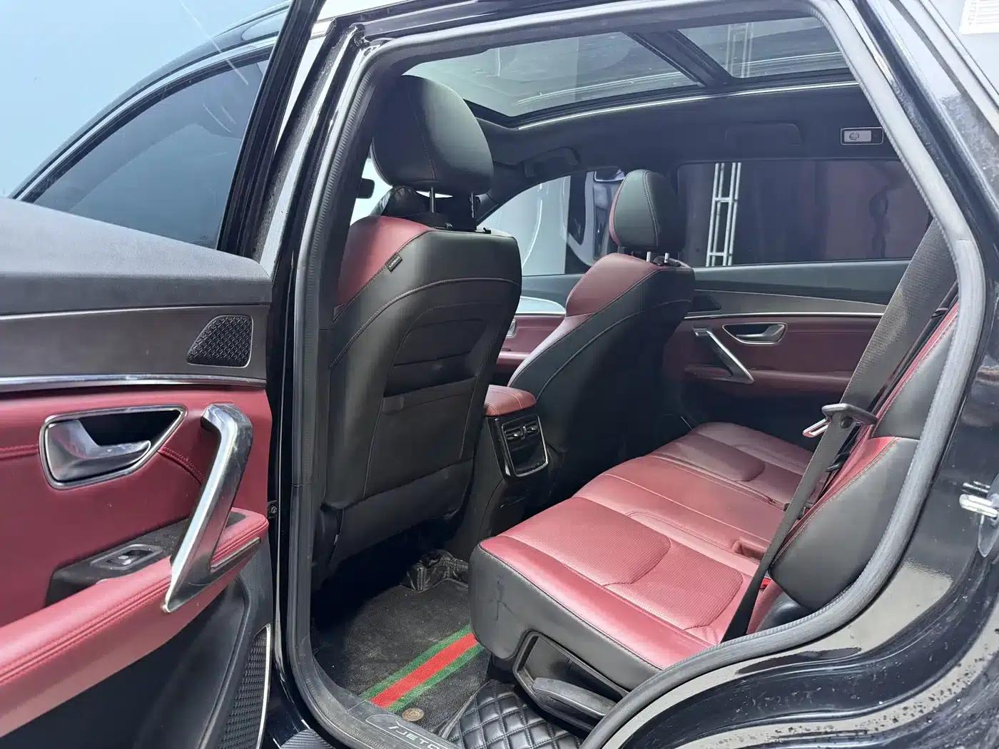 Jetour X70 PLUS 2022 1.5T CVT 7-seater — миниатюра 10