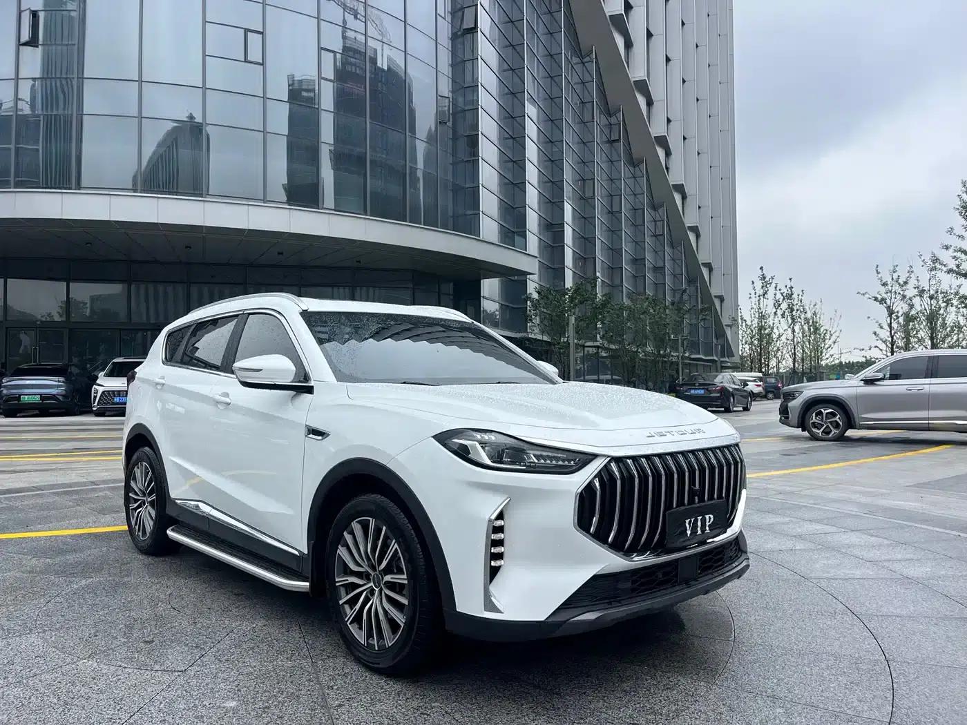 Jetour X70 PLUS 2025 Champion Edition 1.5T DCT Champion PRO 7-seater — миниатюра 3