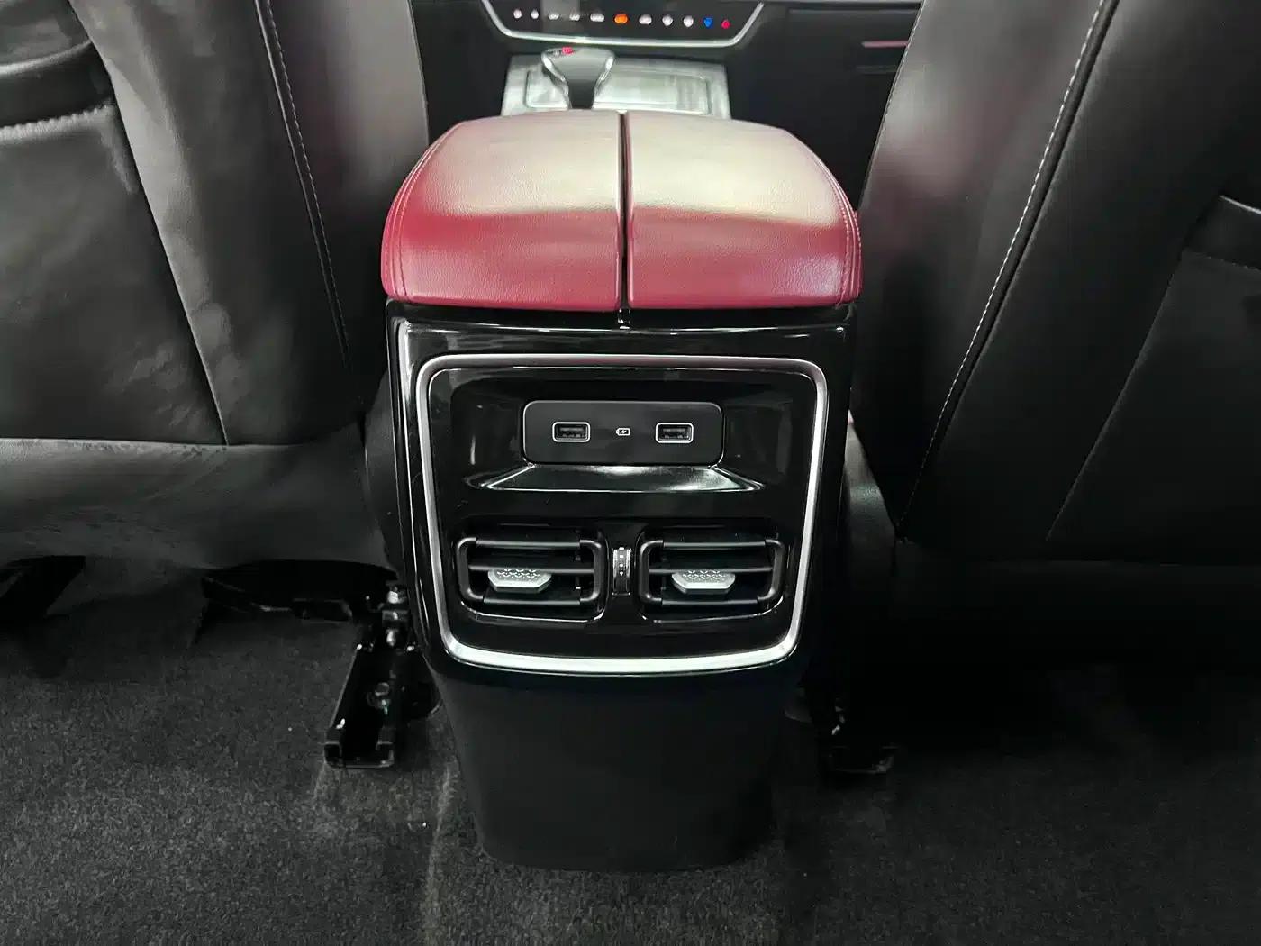Jetour X70 PLUS 2023 1.5T DCT Warrior PLUS 5-seater — миниатюра 13