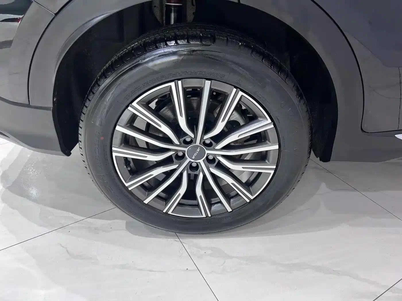 Jetour X70 PLUS 2023 1.5T DCT Warrior PLUS 5-seater — миниатюра 20