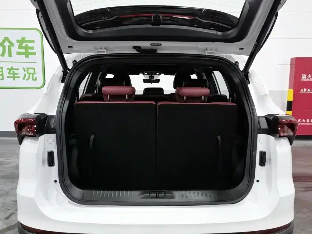 Jetour X70 PLUS 2024 Champion Edition 1.5T DCT Champion MAX 7-seater — миниатюра 16