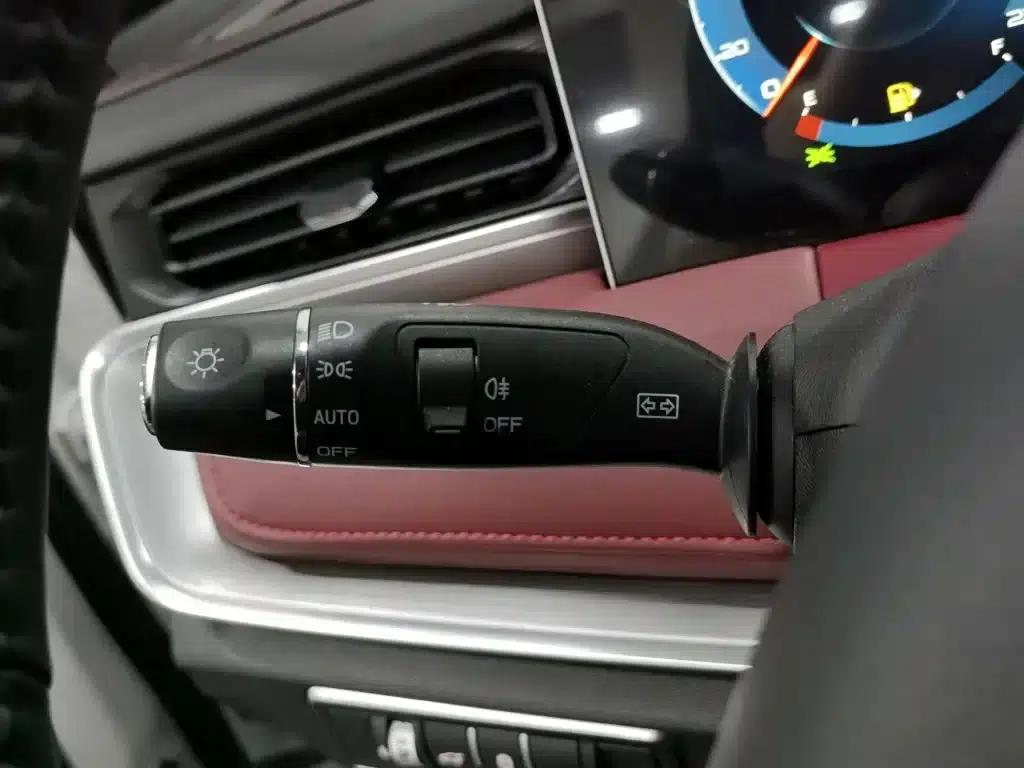 Jetour X70 PLUS 2024 Champion Edition 1.5T DCT Champion MAX 7-seater — миниатюра 21