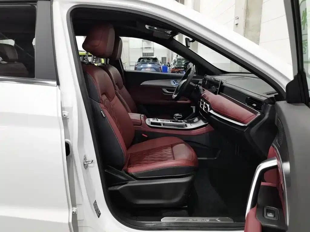 Jetour X70 PLUS 2024 Champion Edition 1.5T DCT Champion MAX 7-seater — миниатюра 23