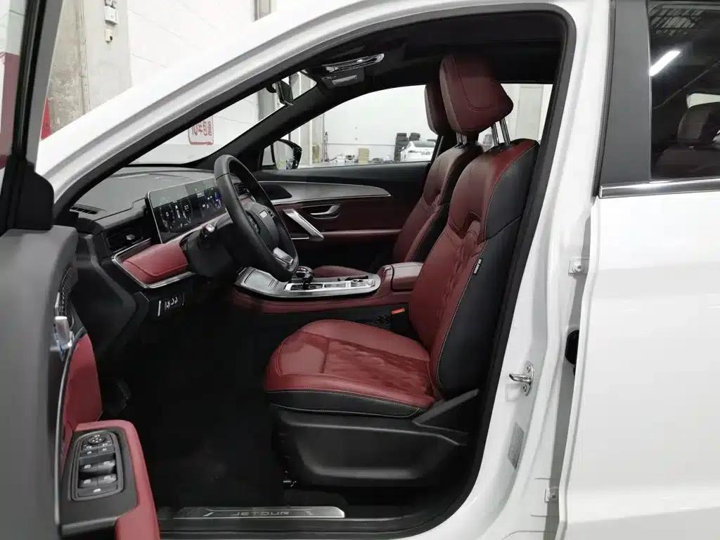 Jetour X70 PLUS 2024 Champion Edition 1.5T DCT Champion MAX 7-seater — миниатюра 10