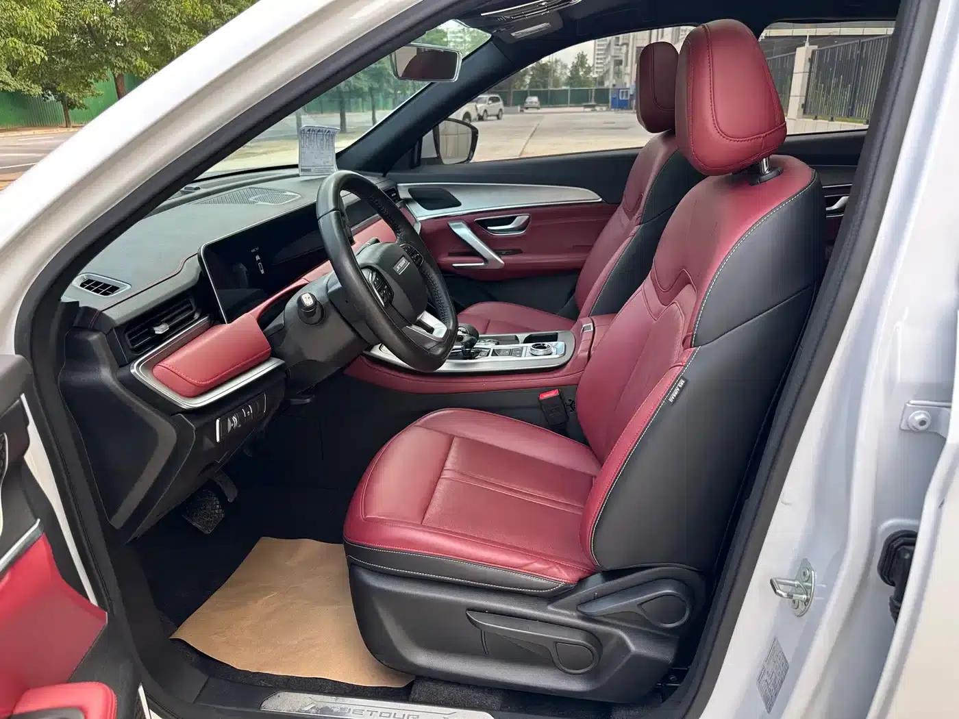 Jetour X70 PLUS 2025 Champion Edition 1.5T DCT Champion PRO 7-seater — миниатюра 4