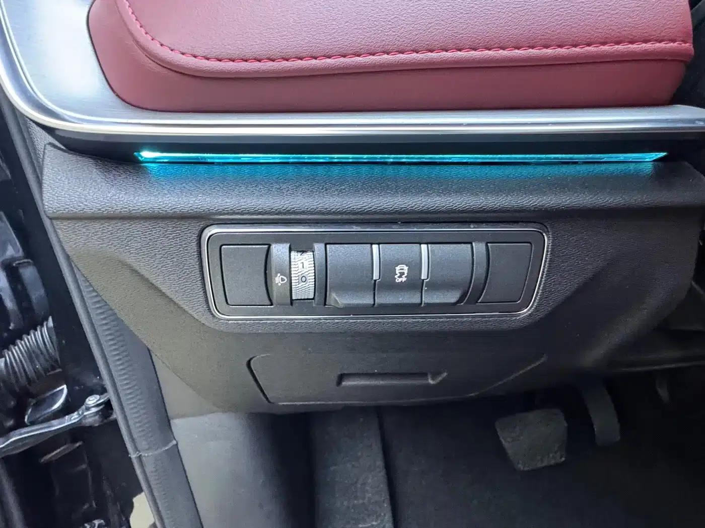 Jetour X70 PLUS 2021 1.5T DCT 7-seater — миниатюра 16