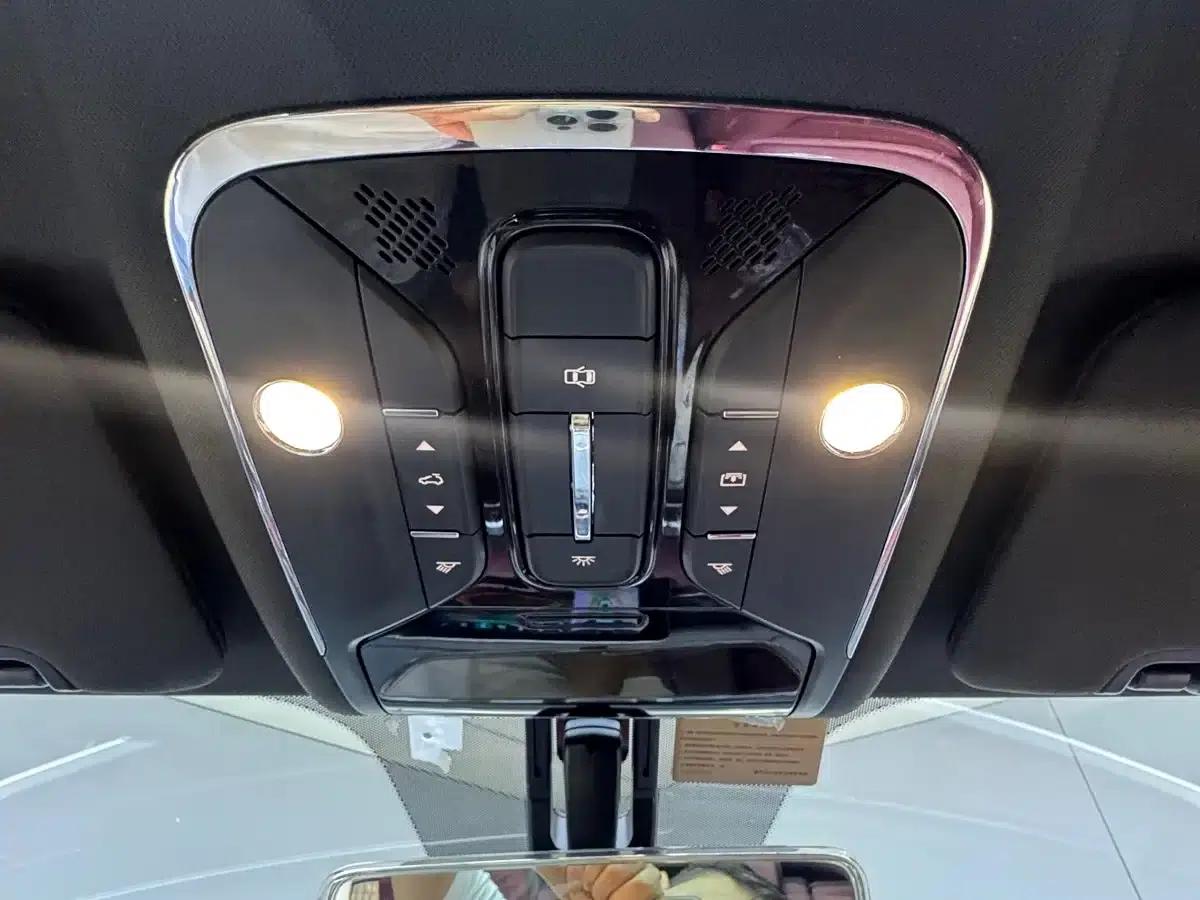 Jetour X70 PLUS 2021 1.5T DCT 7-seater — миниатюра 20