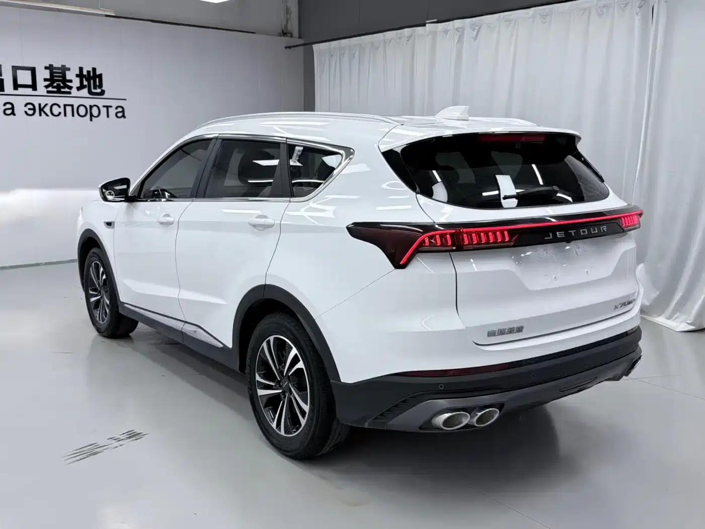 Jetour X70 PLUS 2021 1.5T DCT Mountain PRO 7-seater — миниатюра 4