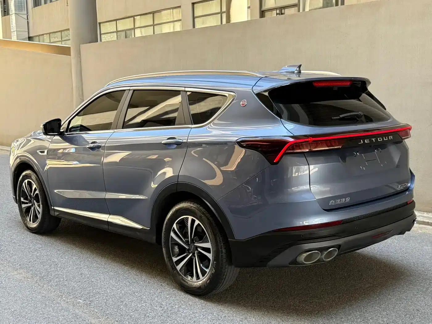 Jetour X70 PLUS 2022 1.5T CVT 7-seater — миниатюра 6