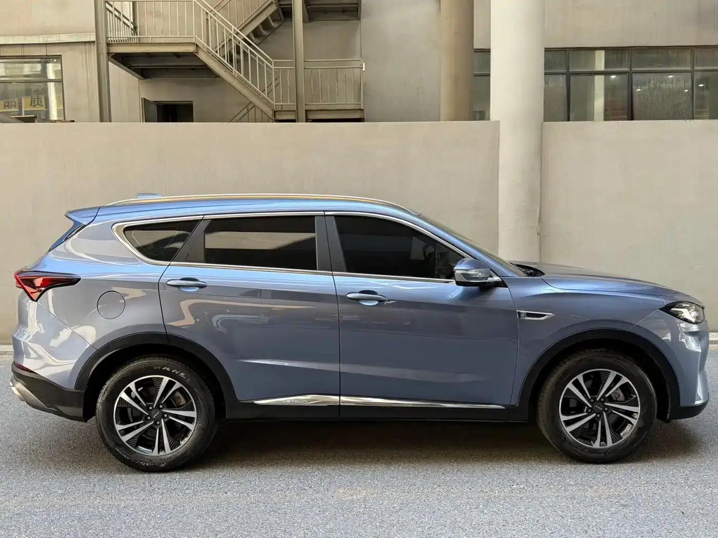 Jetour X70 PLUS 2022 1.5T CVT 7-seater — миниатюра 7