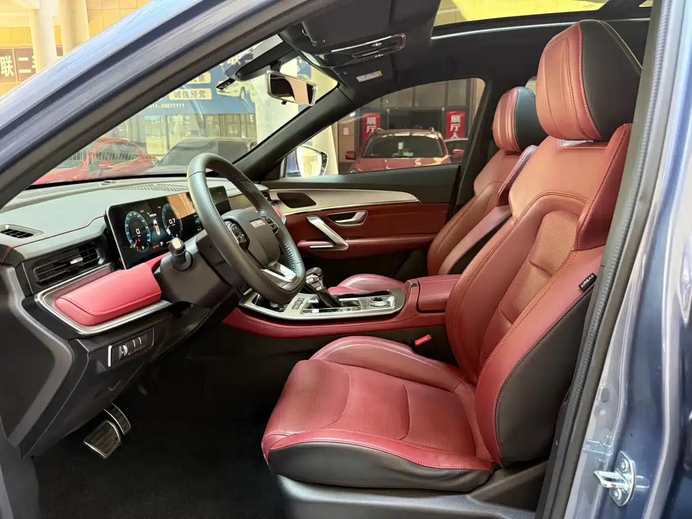 Jetour X70 PLUS 2022 1.5T CVT 7-seater — миниатюра 9