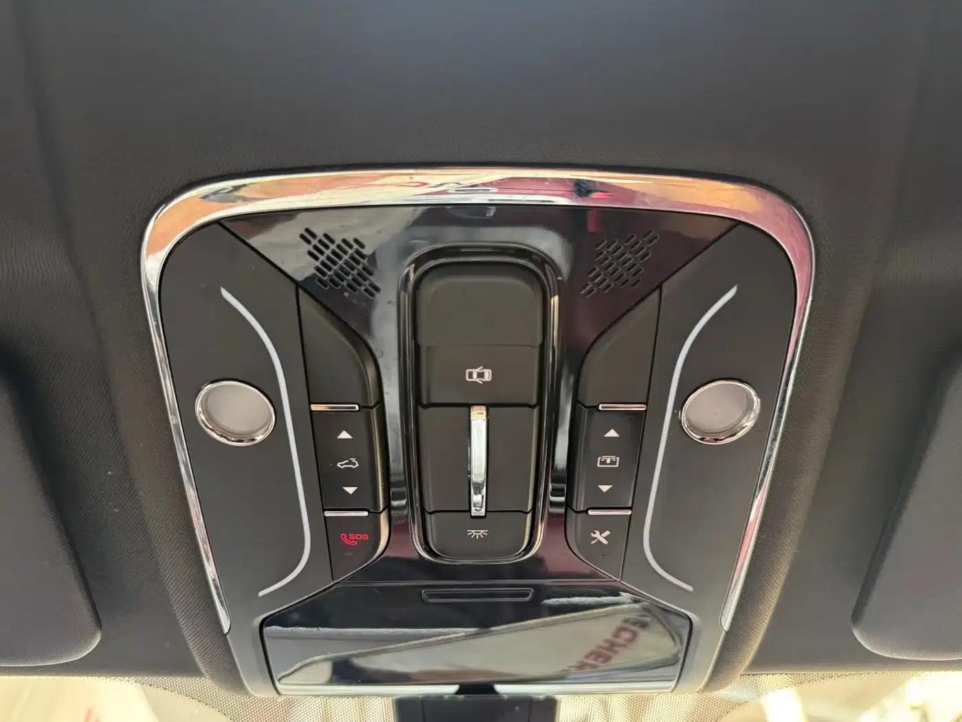 Jetour X70 PLUS 2023 1.5T DCT Warrior PLUS 7-seater — миниатюра 18