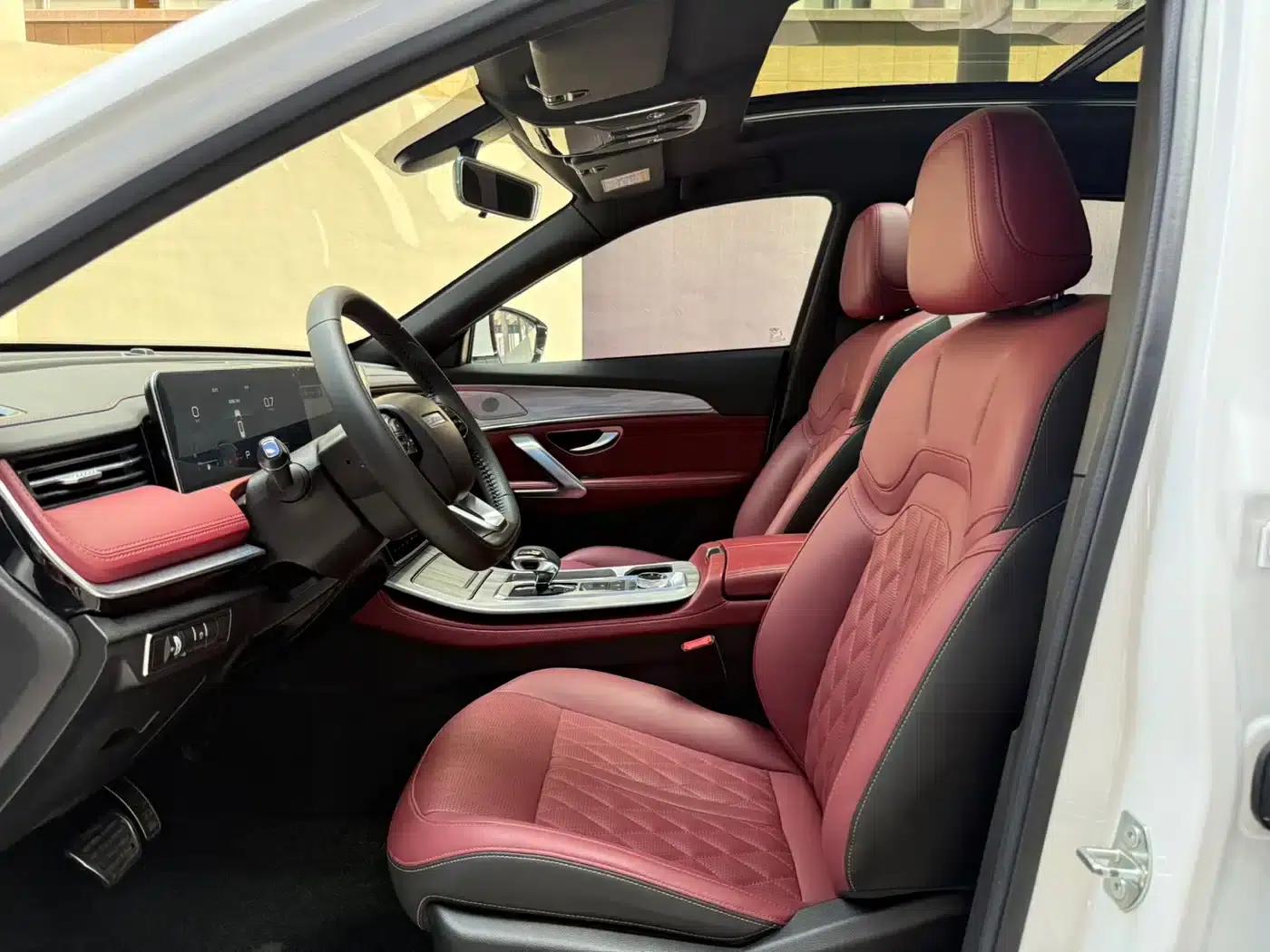 Jetour X70 PLUS 2023 1.5T DCT Warrior PLUS 7-seater — миниатюра 9