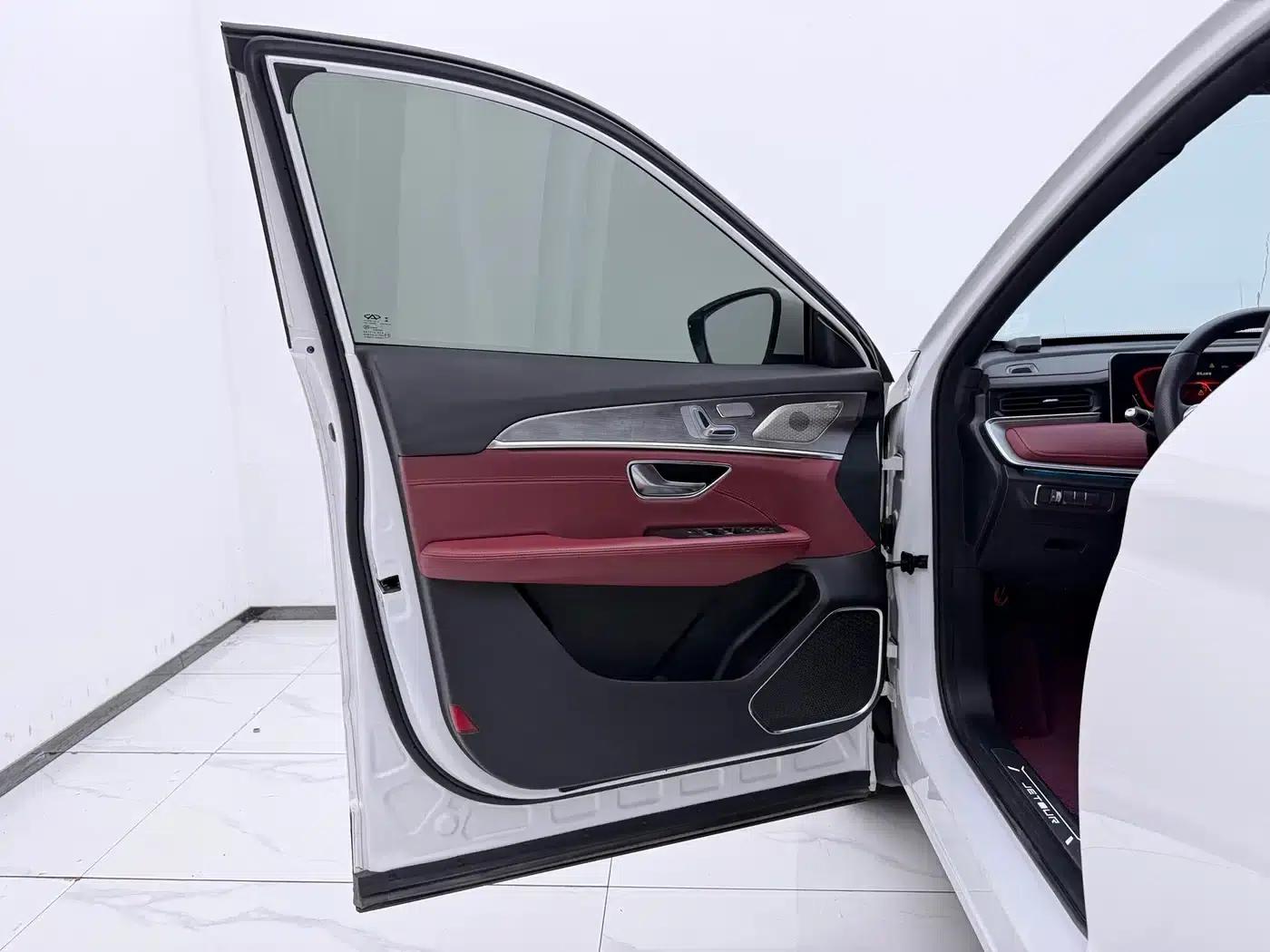 Jetour X70 PLUS 2021 1.6T DCT Star 5-seater — миниатюра 8