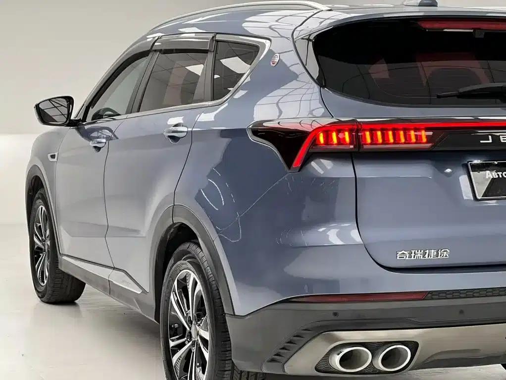 Jetour X70 PLUS 2021 1.5T DCT 7-seater — миниатюра 18