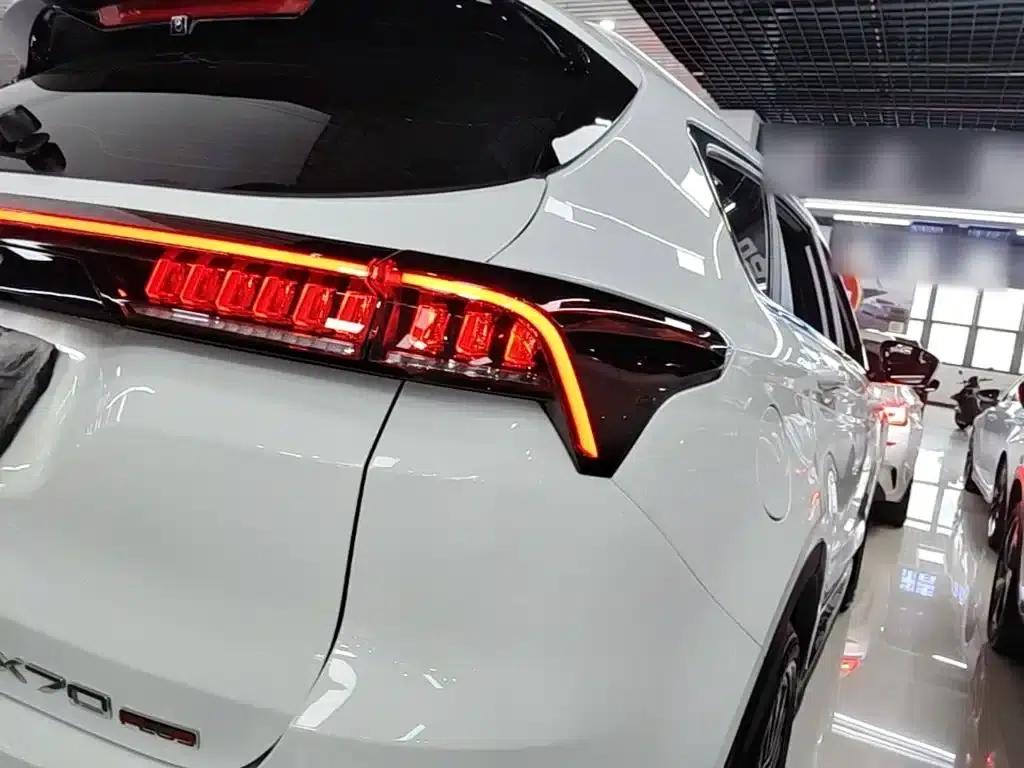 Jetour X70 PLUS 2025 Champion Edition 1.5T DCT Champion MAX 5-seater — миниатюра 8