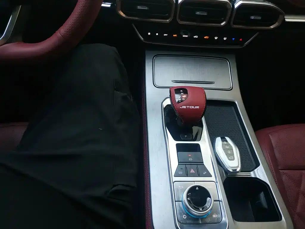 Jetour X70 PLUS 2024 Champion Edition 1.5T DCT Champion MAX 7-seater — миниатюра 14
