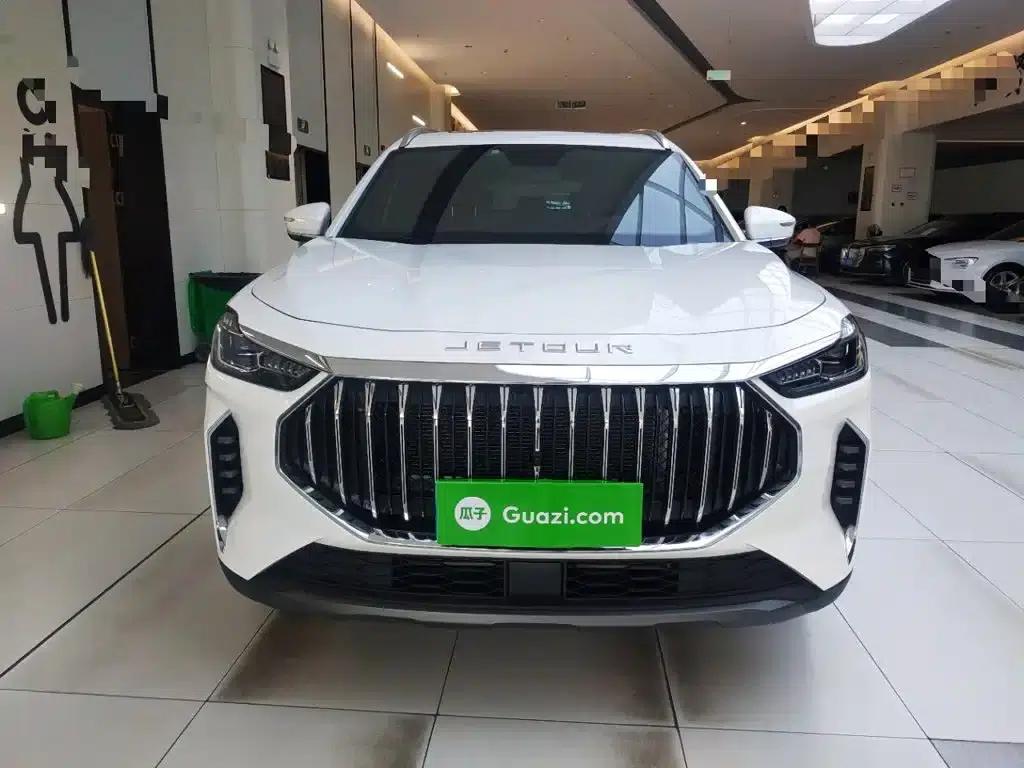 Jetour X70 PLUS 2024 Champion Edition 1.5T DCT Champion MAX 7-seater — миниатюра 3