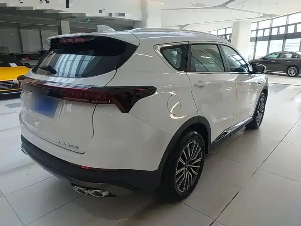 Jetour X70 PLUS 2024 Champion Edition 1.5T DCT Champion MAX 7-seater — миниатюра 7