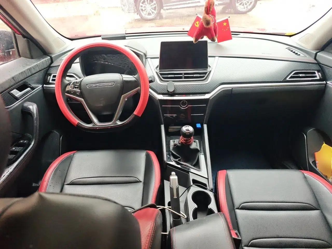 Venucia T60 2020 1.6L Manual Smart Vision Version China VI Standard — миниатюра 9