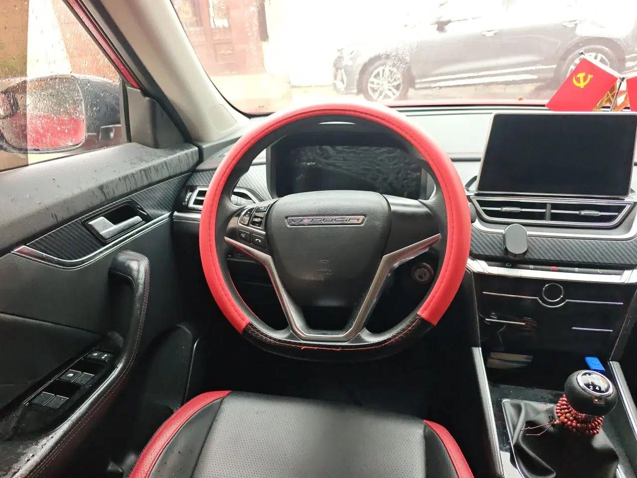 Venucia T60 2020 1.6L Manual Smart Vision Version China VI Standard — миниатюра 10