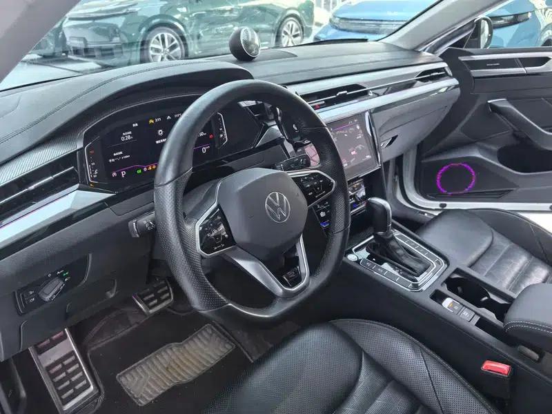 Volkswagen CC 2021 380TSI Striking Edition — миниатюра 13