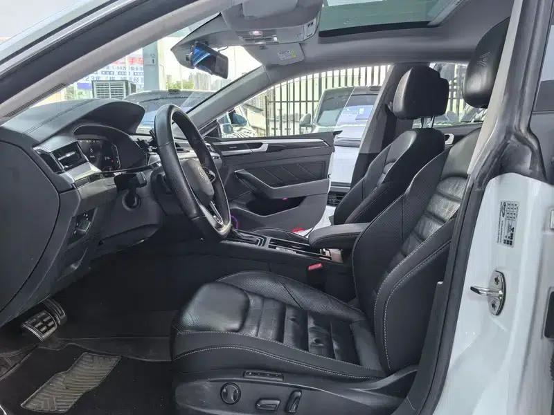 Volkswagen CC 2021 380TSI Striking Edition — миниатюра 14