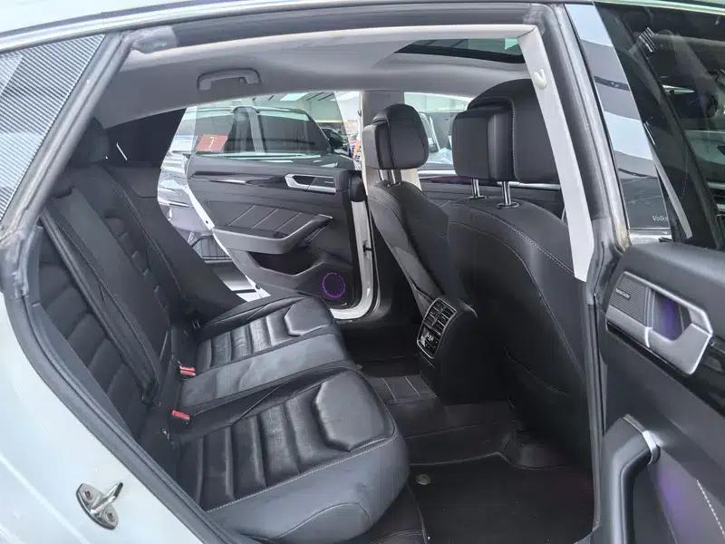 Volkswagen CC 2021 380TSI Striking Edition — миниатюра 17