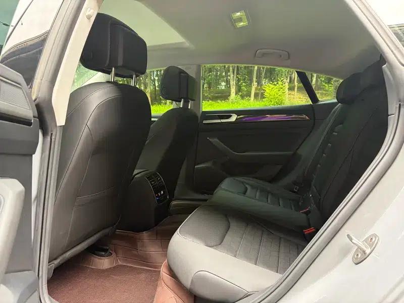 Volkswagen CC 2024 380TSI - Eye-Catching Edition — миниатюра 9