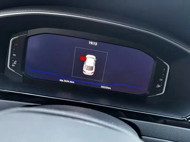 Volkswagen CC 2023 380TSI Striking Edition — миниатюра 5