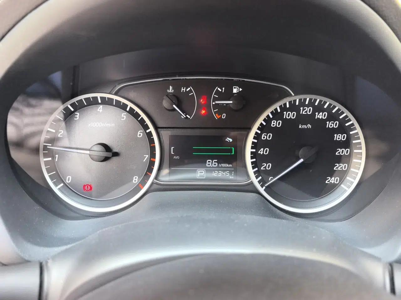 Nissan Sylphy 2022 Classic 1.6XE CVT Comfort Edition — миниатюра 11