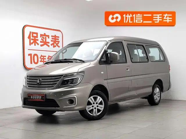 Lingzhi 2021 M5L 1.6L 7-seater commercial version