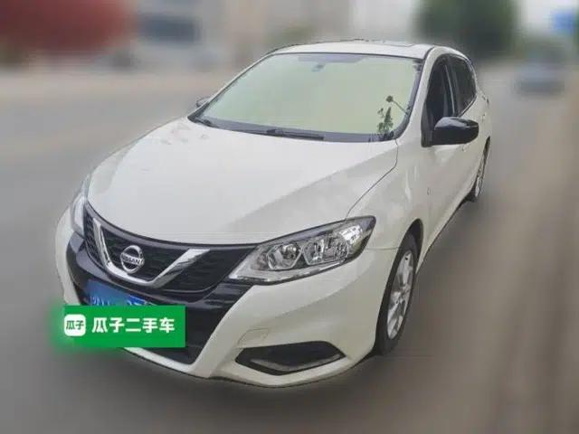 Nissan Tiida 2020 1.6L CVT Cool Edition