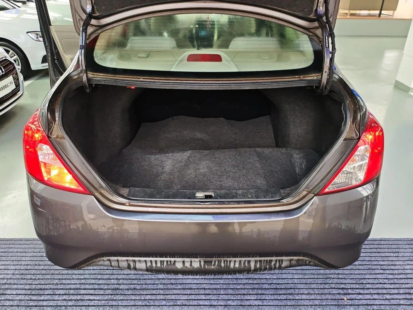 Nissan Sunny 2014 1.5XE Manual Comfort Edition — миниатюра 22