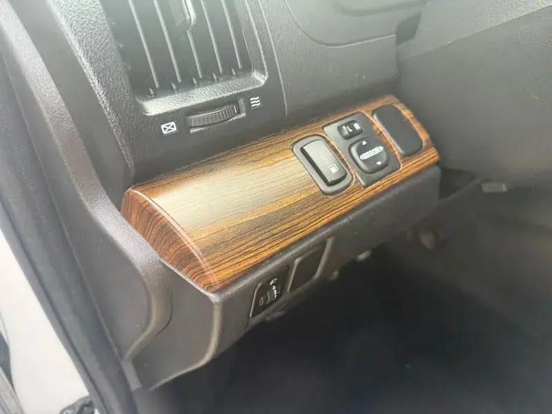 Lingzhi PLUS 2021 2.0L Manual Comfort 7-Seater — миниатюра 17