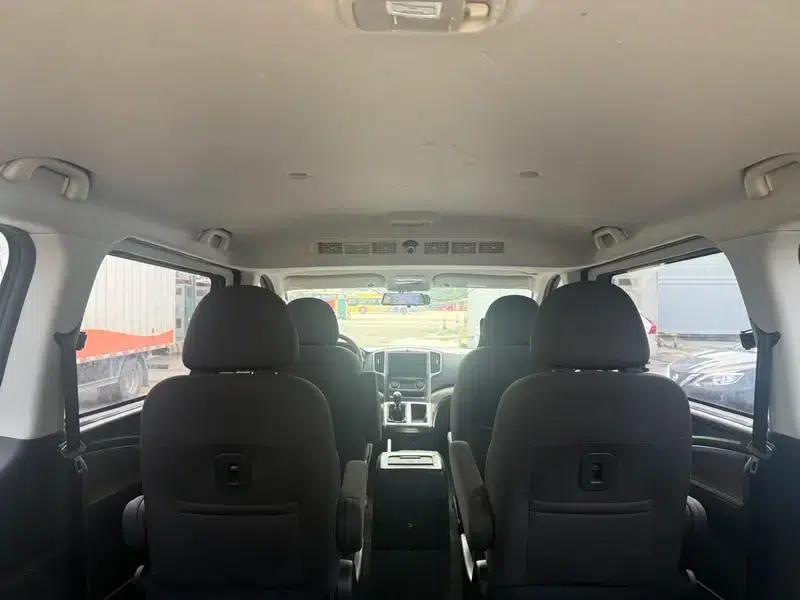Lingzhi PLUS 2021 2.0L Manual Comfort 7-Seater — миниатюра 42