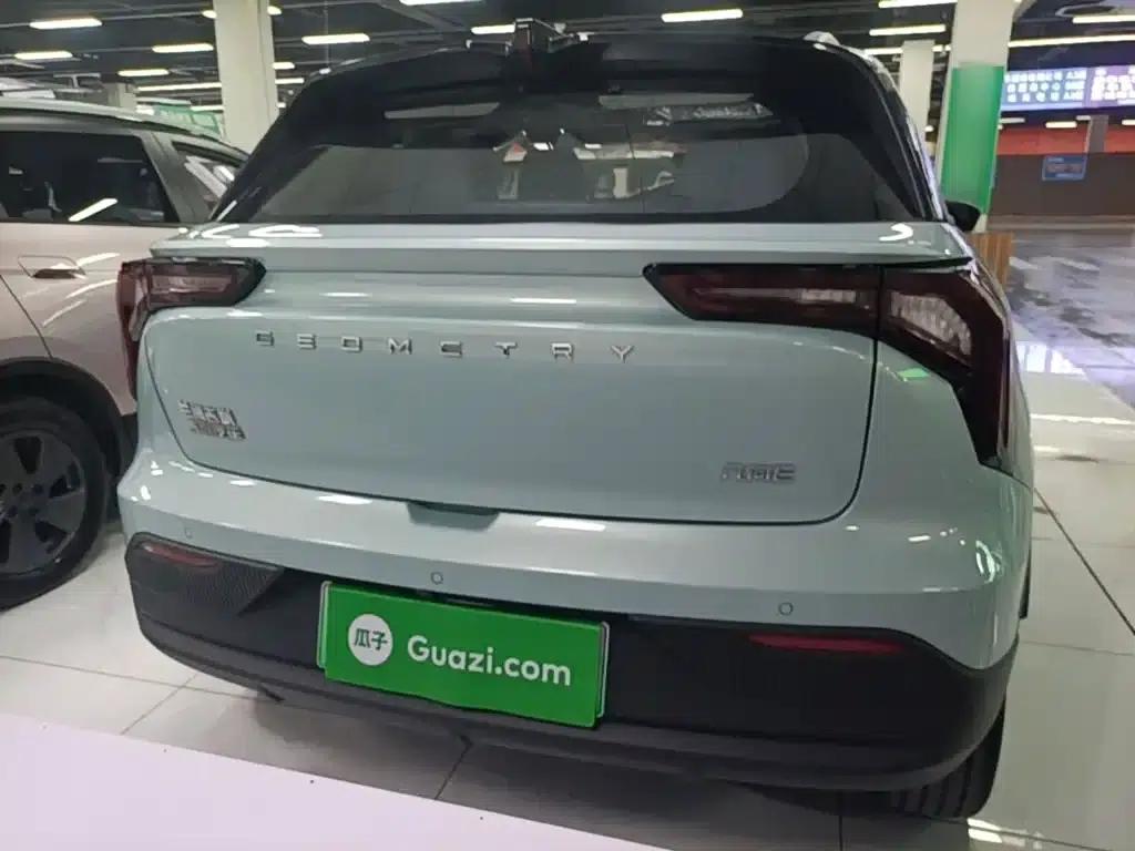 Geely Geometry E Firefly 2022 Model 401KM Linglong Tiger 4-Seater — миниатюра 6