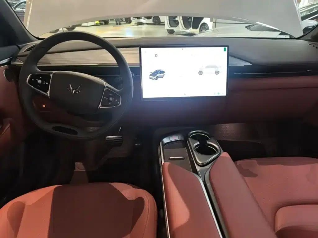 Jihu Alphard T5 2026 Range Extended Edition 1215 Yuanjing Smart Edition — миниатюра 10