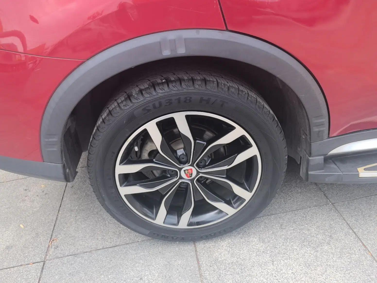 Roewe RX5 2016 20T Two-Wheel Drive Automatic Internet Smart Edition — миниатюра 11