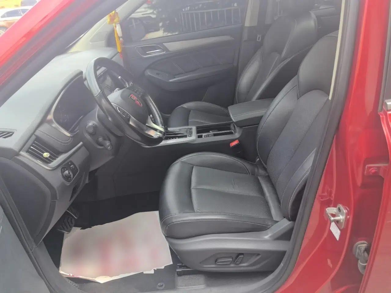 Roewe RX5 2016 20T Two-Wheel Drive Automatic Internet Smart Edition — миниатюра 17